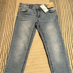 Girls Skinny jeggings in jcolor : lightwashed, new with tags